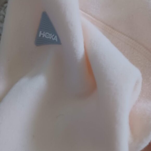 HOKA ONE ONE Women’s Yellow Performance Pullover Sweatshirt Size L Fleece Active - Picture 5 of 7